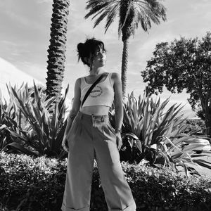 Meet your Posher, Ur